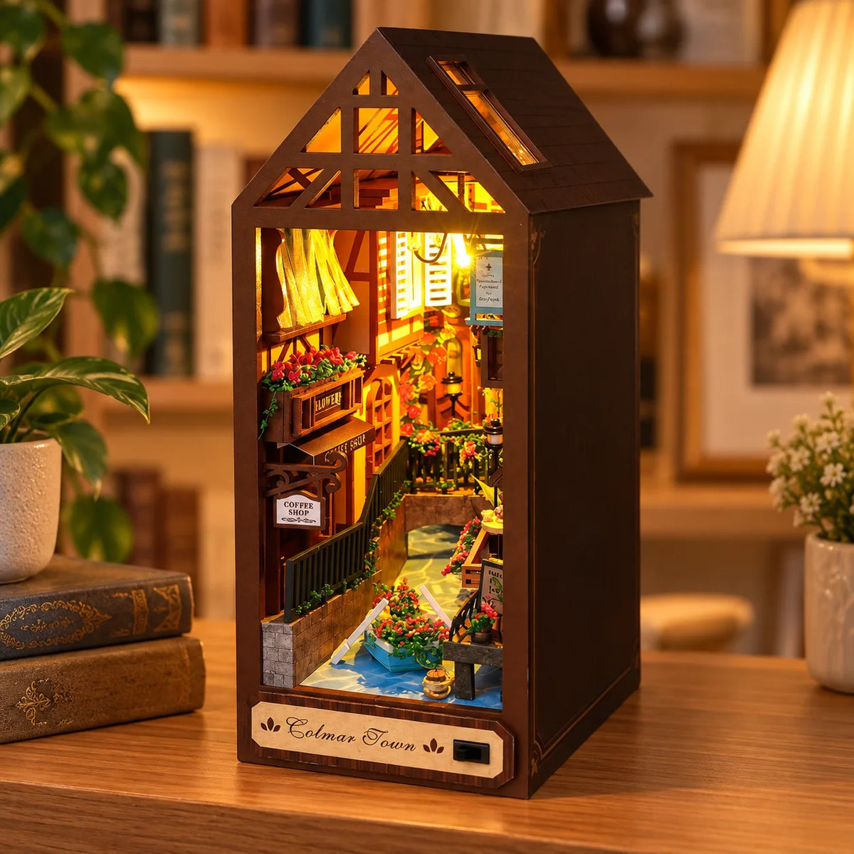 Book Nook Colmar Maison Bookette™